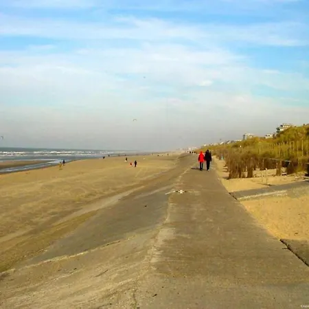 شقة In Near Beach, Cleaning Included